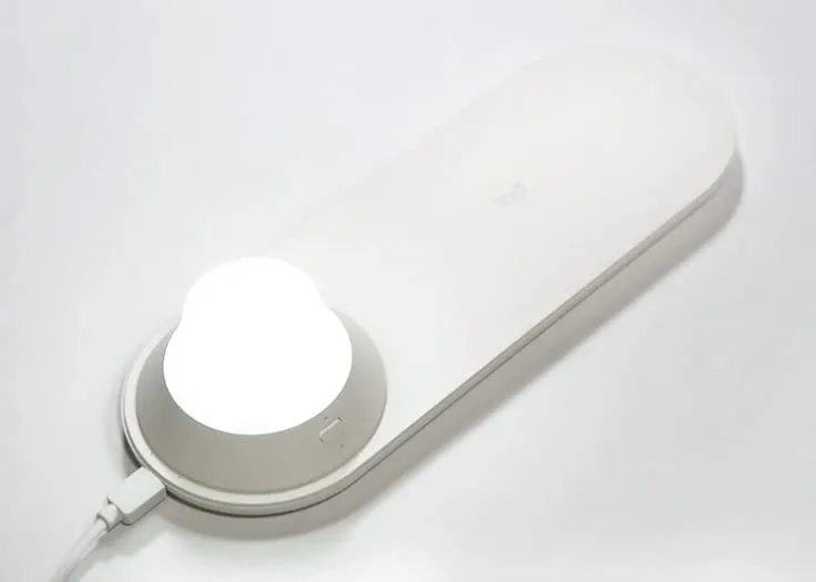 YEELIGHT WIRELESS CHARGING NIGHTLIGHT
